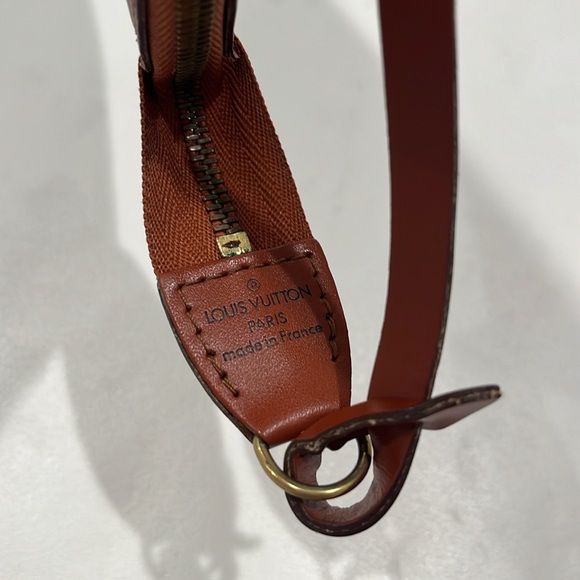 Louis Vuitton Epi Leather Clutch Pochette Bag in Rust Orange Brown - Picture 5 of 14